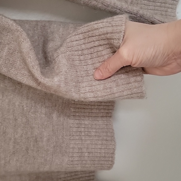 Hem & Thread Sweater - Picture 7 of 7